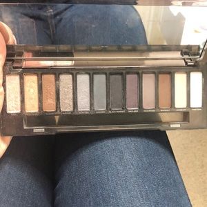 Naked smoky